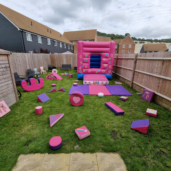 Pink Enclosed Bouncy Castle & Soft Play