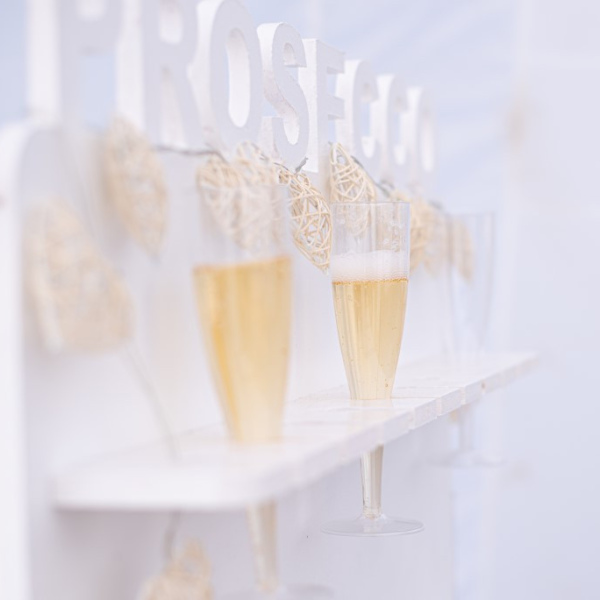 Prosecco Wall - Table 