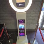 lcd digital photo booth for weddings