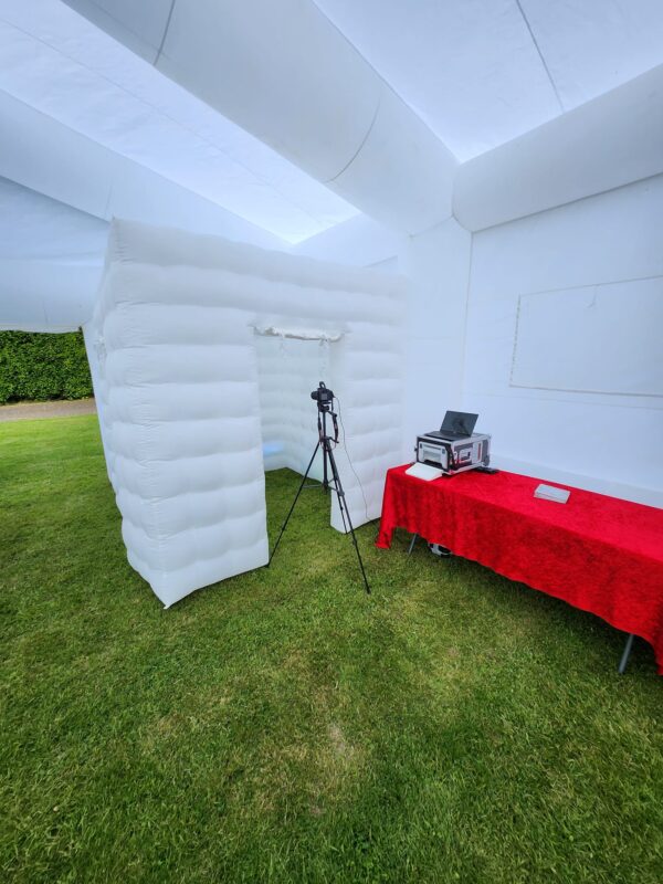white inflatable dome photobooth hire, wedding entertainment