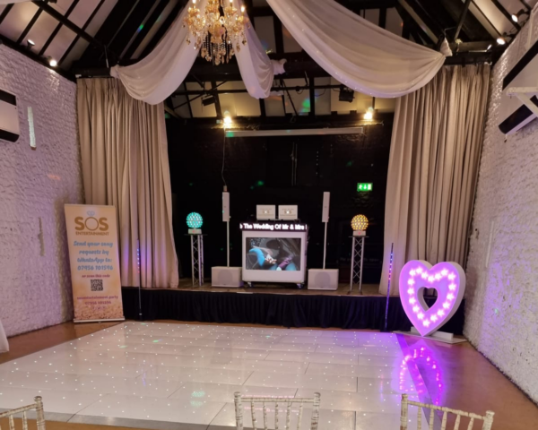 SILVER WEDDING ENTERTAINMENT PACKAGE - Image 13