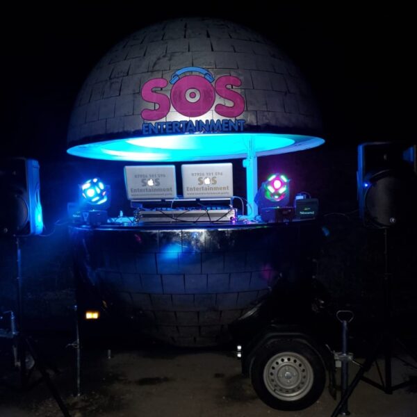 OUTDOOR WEDDING ENTERTAINMENT PACKAGE - Image 4