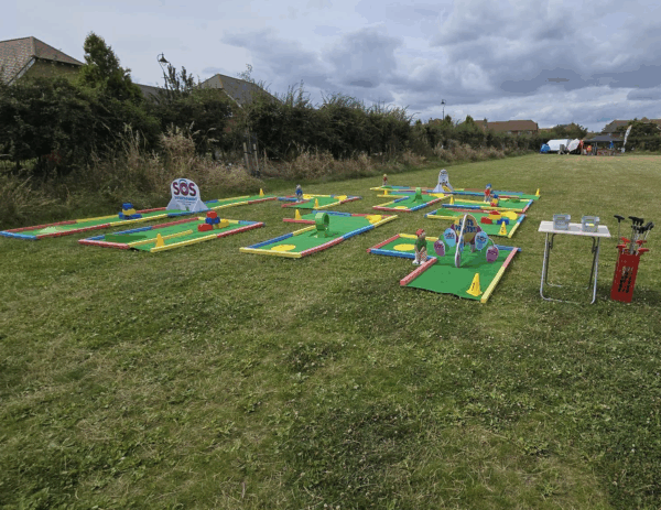 wedding mini golf hire, rochester